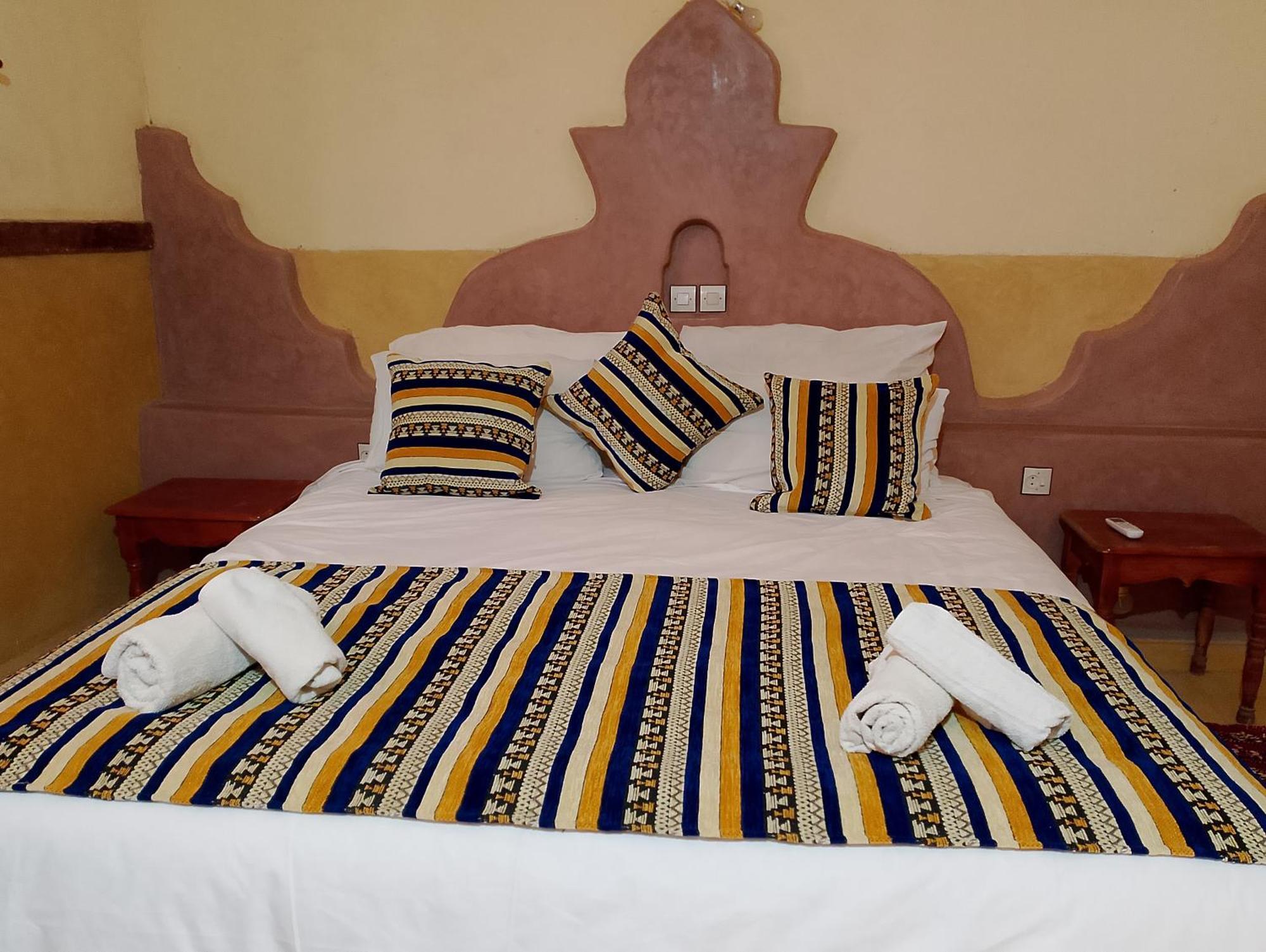 Hotel Riad Oasis Merzouga Buitenkant foto