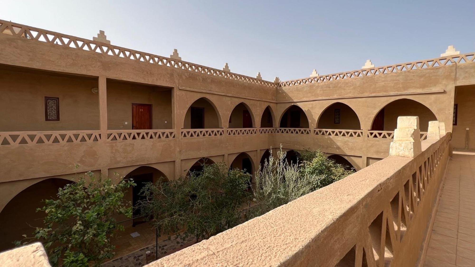 Hotel Riad Oasis Merzouga Buitenkant foto