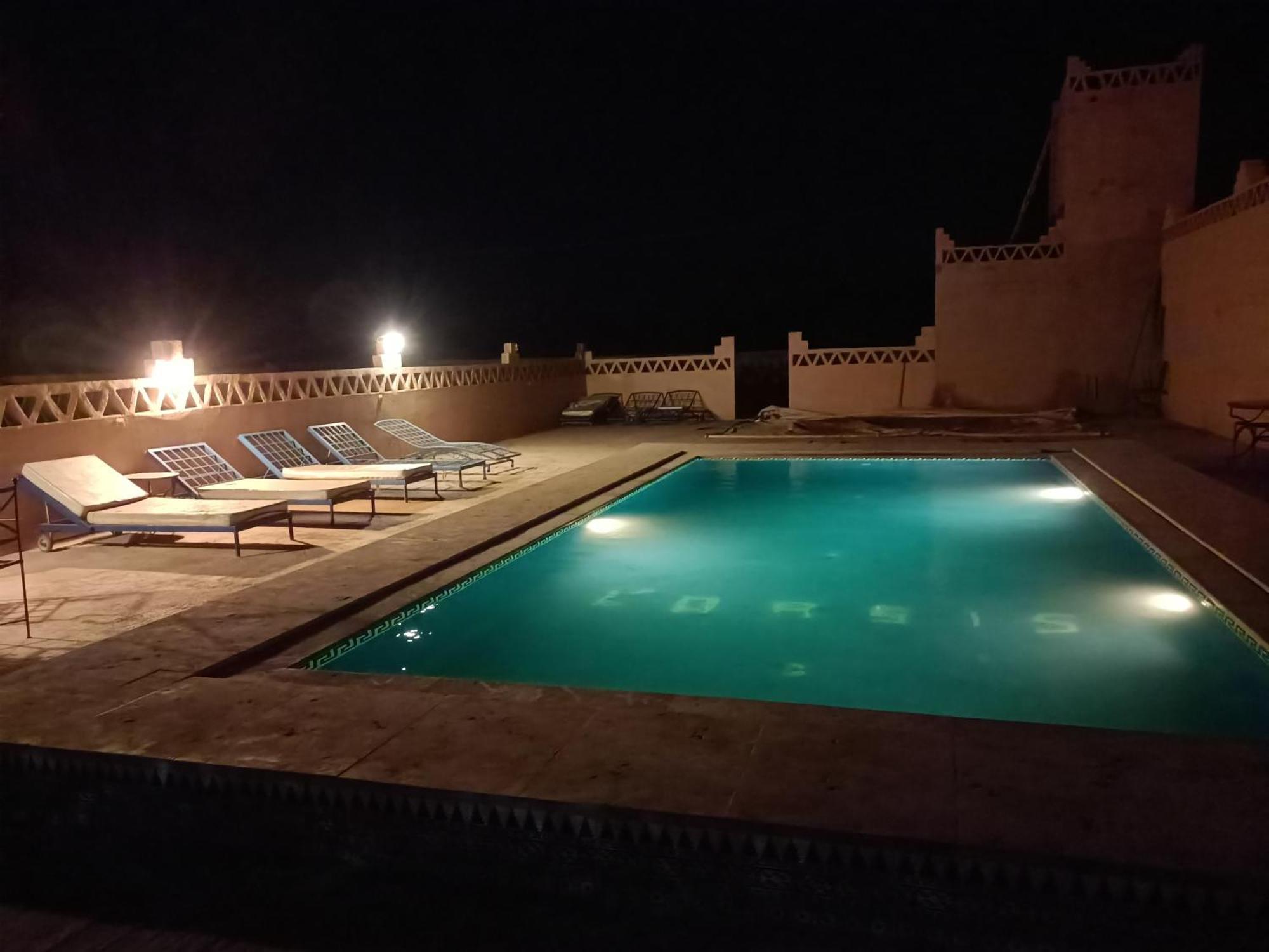 Hotel Riad Oasis Merzouga Buitenkant foto