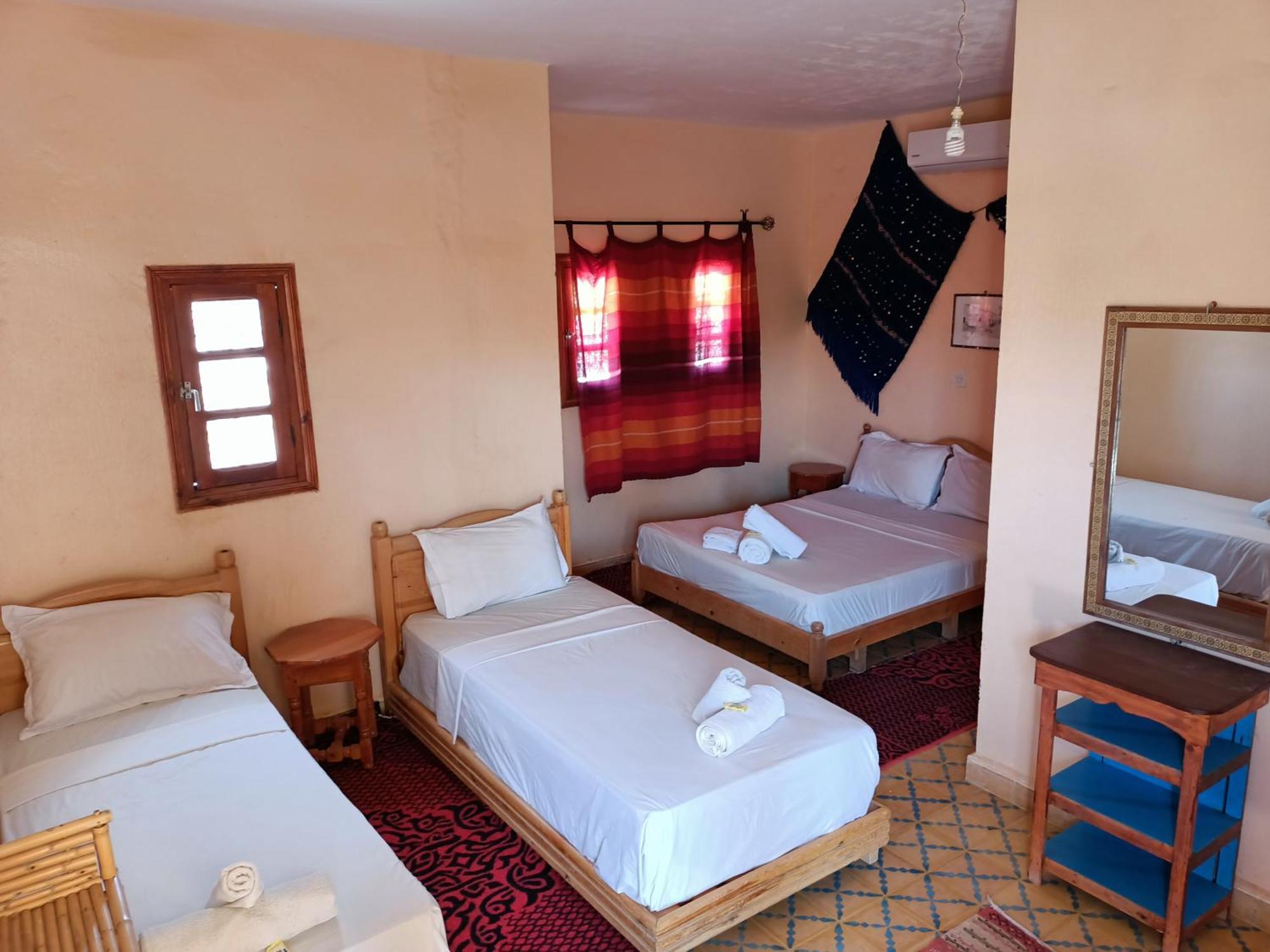 Hotel Riad Oasis Merzouga Buitenkant foto