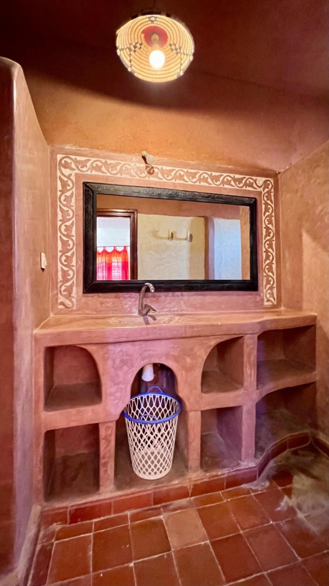 Hotel Riad Oasis Merzouga Buitenkant foto