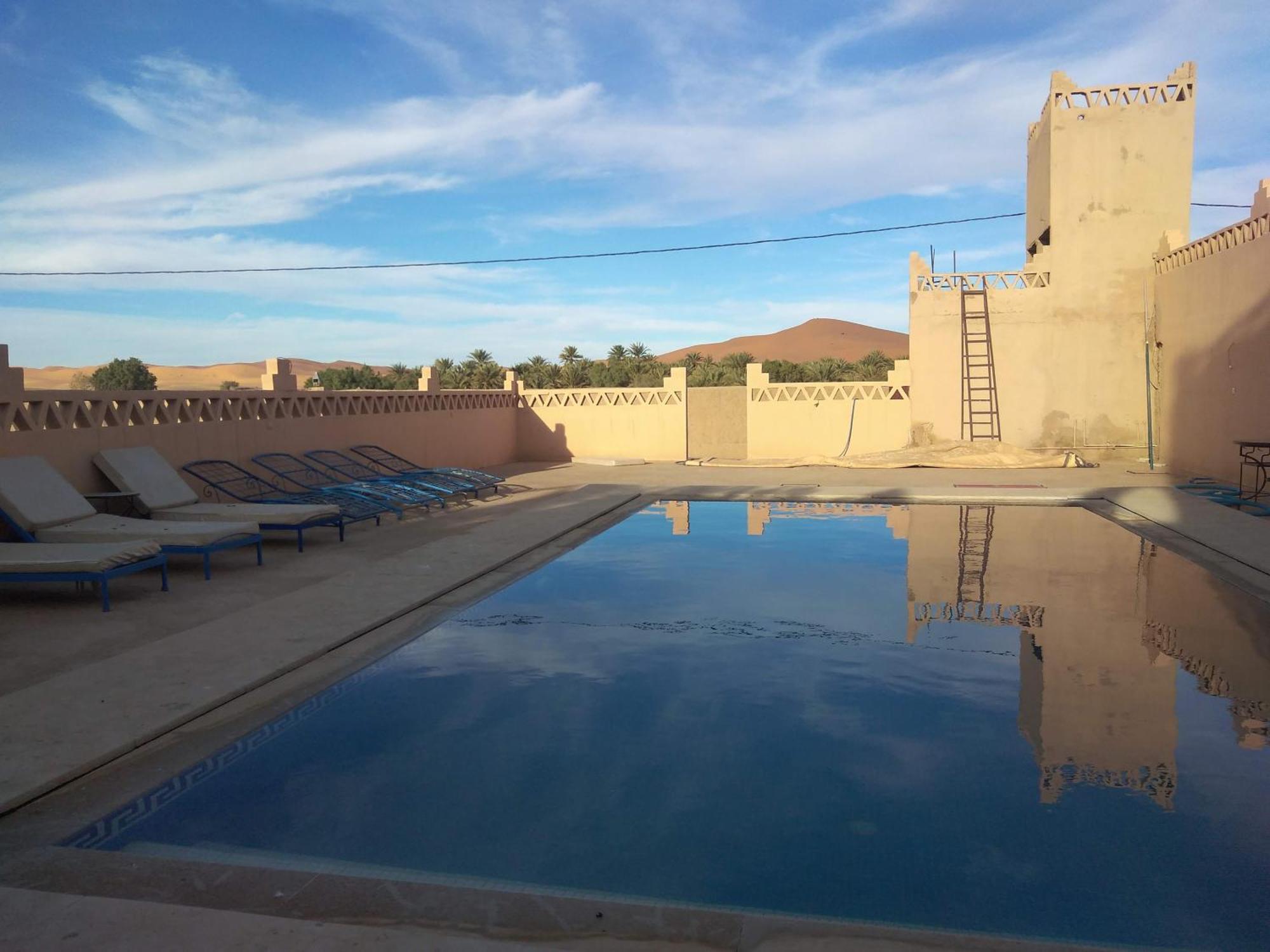 Hotel Riad Oasis Merzouga Buitenkant foto