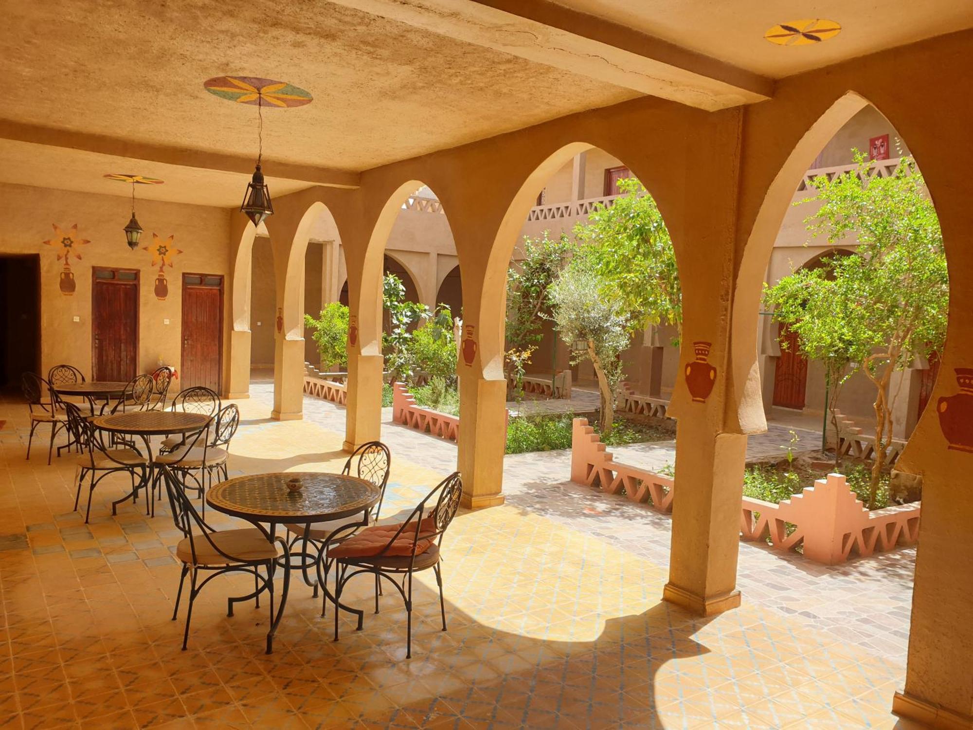 Hotel Riad Oasis Merzouga Buitenkant foto