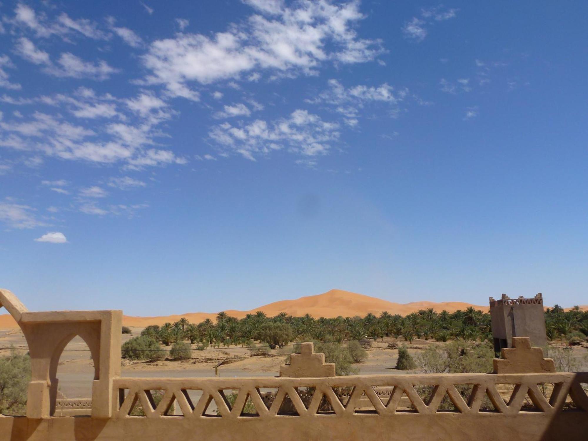 Hotel Riad Oasis Merzouga Buitenkant foto